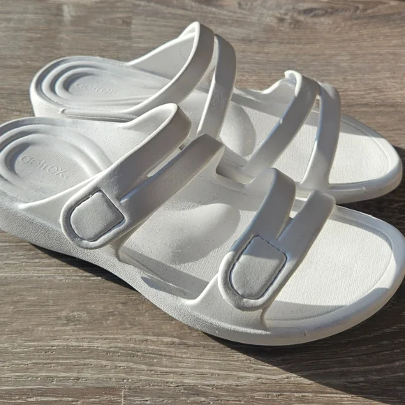 Aetrex Janey Sport Slide Sandal, Size 6, White - Picture 1 of 5